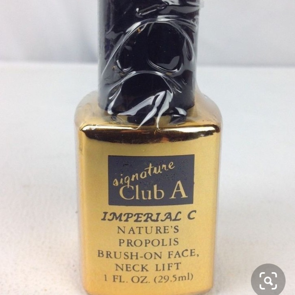 Signature Club A Brush on  face and neck lift!!